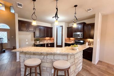 Photo 2 of 20 of 1305 Rocky Ridge Trl, Harker Heights, TX