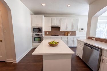 Photo 2 of 29 of 1803 High Meadow St, Glenn Heights, TX