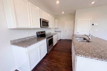 Photo 2 of 21 of 9181 War Eagles Way, Ashland City, TN