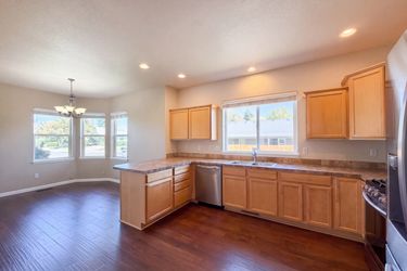 Photo 2 of 22 of 1586 NE Grandhaven St, McMinnville, OR