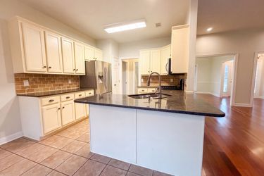 Photo 2 of 18 of 101 Wyncrest Commons Ct, Hendersonville, TN