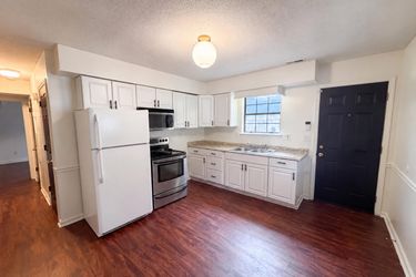Photo 2 of 17 of 3309 Prudence St, Durham, NC