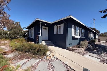 Photo 2 of 31 of 14945 Dunton Dr, Whittier, CA