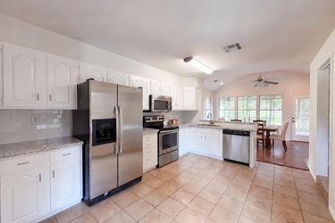 Photo 2 of 19 of 1119 Coe Rd, Pinehurst, TX