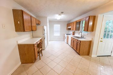 Photo 2 of 60 of 2492 Halcyon Way, Lawrenceville, GA