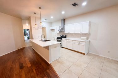 Photo 2 of 15 of 509 Paso Fino Trl, Cedar Park, TX