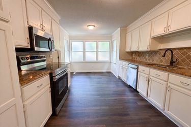 Photo 2 of 20 of 1711 Hickory Ridge Rd, Rock Hill, SC