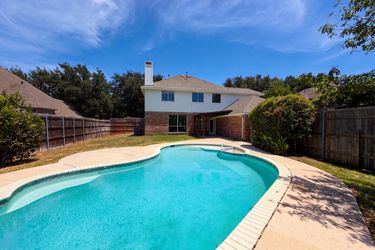 Photo 2 of 22 of 3106 Westshore Dr, Rowlett, TX