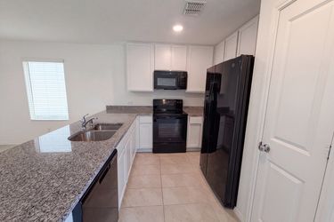 Photo 2 of 18 of 2972 Audles Ln, Dallas, TX
