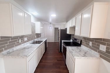 Photo 2 of 21 of 14210 Xenon St NW, Ramsey, MN