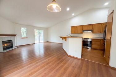 Photo 2 of 16 of 8641 NE Windstone St, Beaverton, OR