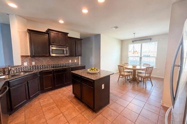 Photo 2 of 24 of 824 Tuscan Rd, Harker Heights, TX