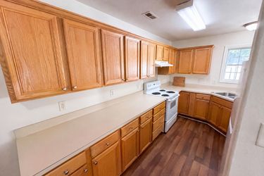 Photo 2 of 21 of 9514 Littleleaf Dr, Charlotte, NC