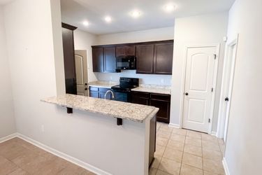 Photo 2 of 15 of 402 Cypress Garden Dr, Houma, LA