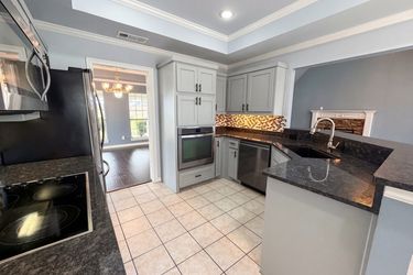 Photo 2 of 22 of 4014 Ovilla Rd, Waxahachie, TX