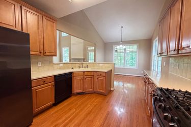 Photo 2 of 16 of 113 Vista Brooke Dr, Morrisville, NC