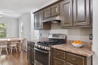 Photo 2 of 37 of 1077 Angel Ln, Powder Springs, GA