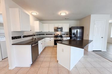 Photo 2 of 23 of 11918 Sonora Springs Dr, Tomball, TX