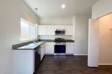 Photo 2 of 17 of 6434 Provident Green Dr, Katy, TX