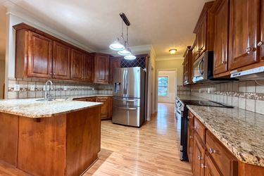 Photo 2 of 22 of 118 Pilot Knob Ln, Hendersonville, TN