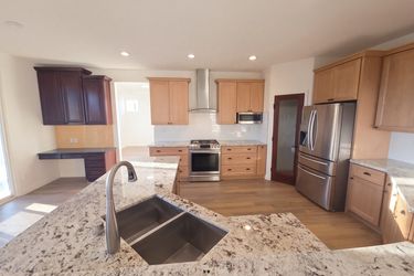 Photo 2 of 41 of 2328 Forty Niner Ct, Antioch, CA