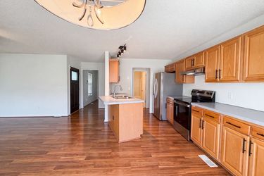 Photo 2 of 19 of 4635 Leprechaun Ln, Winston Salem, NC