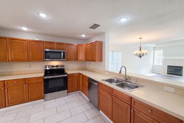 Photo 2 of 36 of 2772 River Ridge Dr, Orlando, FL