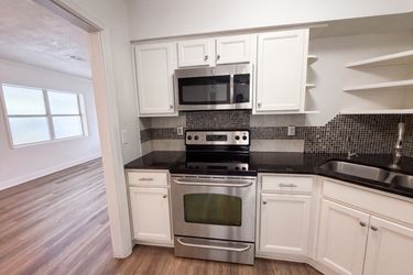 Photo 2 of 22 of 5630 Temple Rd, Jacksonville, FL