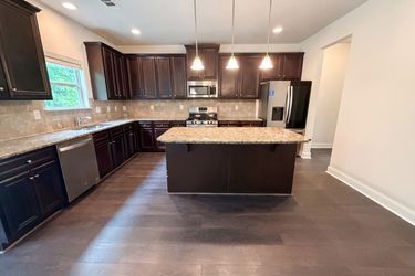 Photo 2 of 19 of 2627 Glenbrook Ln, Conyers, GA