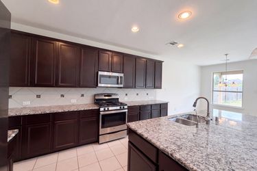 Photo 2 of 28 of 19607 Pecos Bend Ct, Cypress, TX