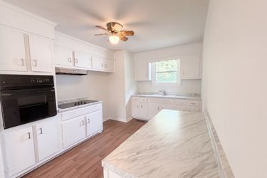 Photo 2 of 26 of 313 Lafayette Rd, Clarksville, TN