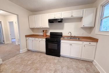 Photo 2 of 16 of 4300 Hulda Ave, Columbia, SC
