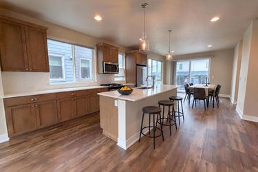 Photo 2 of 21 of 17302 SW Kite Ln, Beaverton, OR