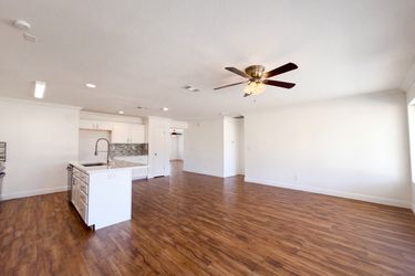 Photo 2 of 39 of 8460 Orchard Creek Way, Elk Grove, CA