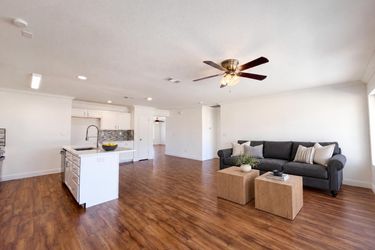 Photo 2 of 39 of 8460 Orchard Creek Way, Elk Grove, CA