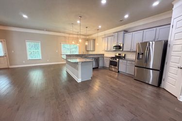 Photo 2 of 21 of 5317 Winmire Ln, Stone Mountain, GA