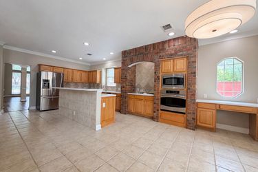 Photo 2 of 23 of 13419 Star Heights Dr, San Antonio, TX