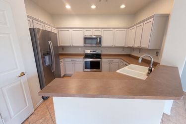 Photo 2 of 40 of 2464 W Warren Dr, Anthem, AZ