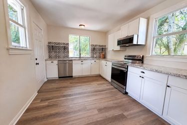 Photo 2 of 18 of 7329 Wilder Ave, Jacksonville, FL