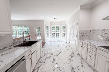 Photo 2 of 23 of 6420 Torrence Trace Dr, Huntersville, NC
