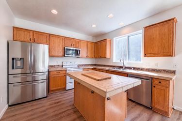 Photo 2 of 25 of 34050 SE Sturgeon St, Scappoose, OR
