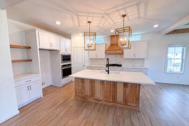 Photo 2 of 28 of 6813 Cove Creek Ct, Moseley, VA