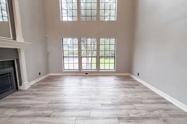 Photo 2 of 27 of 6127 Willowcrest Ct, Spring, TX