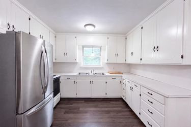 Photo 2 of 17 of 411 Roy Eaker Rd, Cherryville, NC