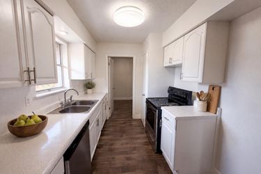 Photo 2 of 23 of 8540 Foxwood Ln, Dallas, TX