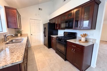 Photo 2 of 12 of 1625 Cool Springs Dr, Mesquite, TX