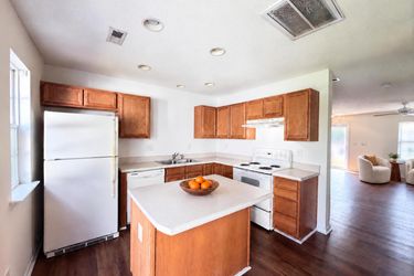 Photo 2 of 18 of 14205 Tranters Creek Ln, Charlotte, NC