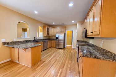 Photo 2 of 29 of 6724 Cold Stream Dr, Nashville, TN