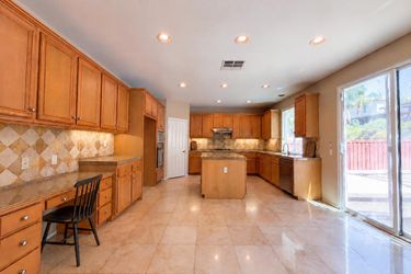 Photo 2 of 32 of 17780 Sweetgum Ln, Canyon Country, CA