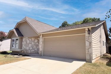 Exterior photo of 6714 Country Swan